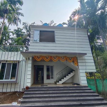 Villa Atharva Thal  Екстер'єр фото